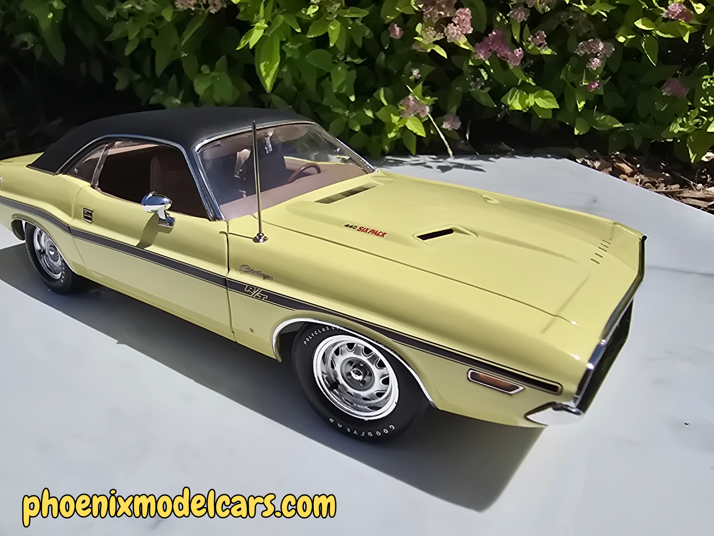 Phoenix Collectibles #1: 1970 Dodge Challenger DY2 Sunfire Yellow w/ Black Vinyl Top Coupe