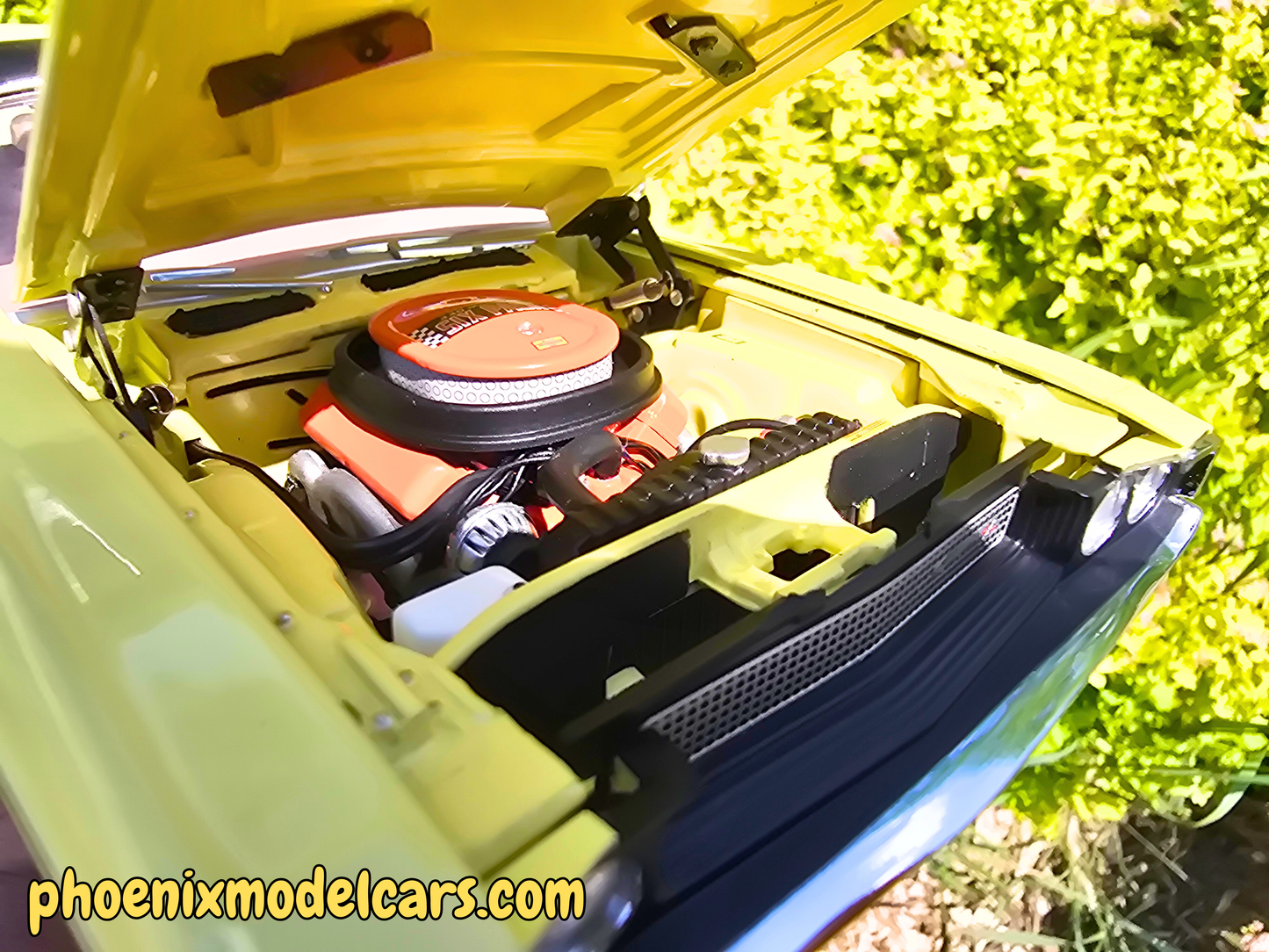 Phoenix Collectibles #1: 1970 Dodge Challenger DY2 Sunfire Yellow w/ Black Vinyl Top Coupe